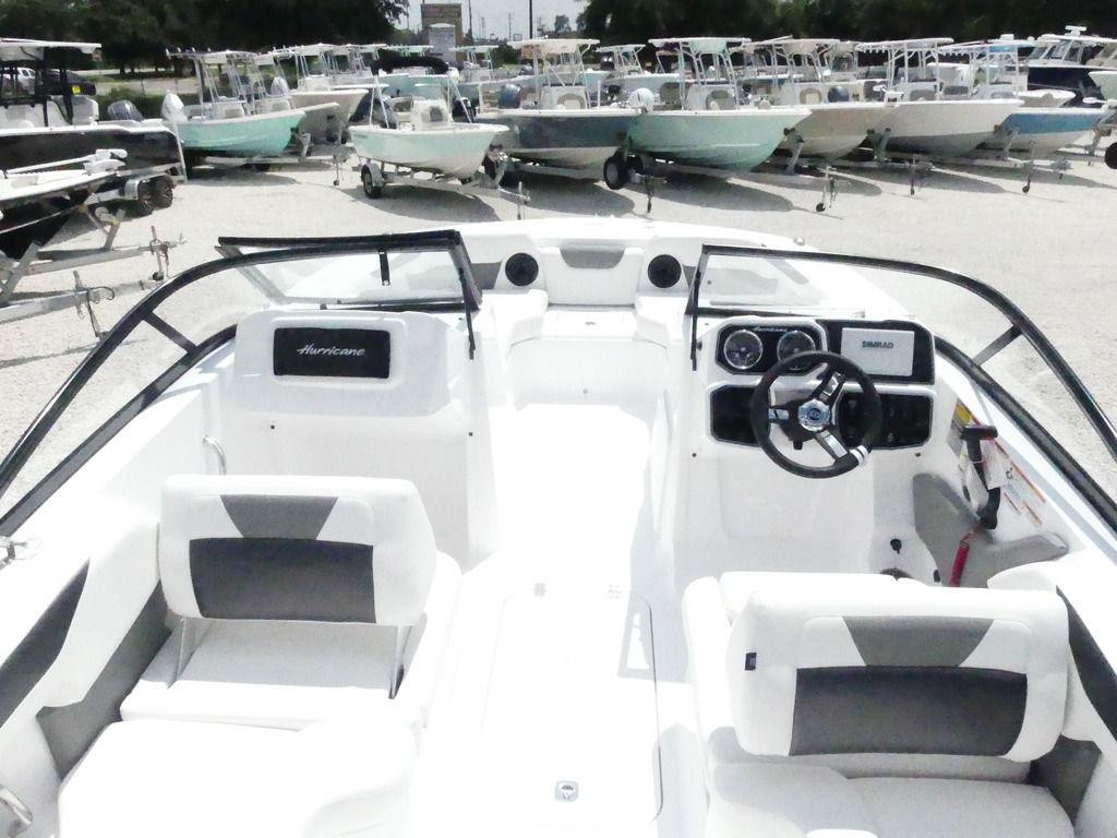 Hurricane SunDeck 2050