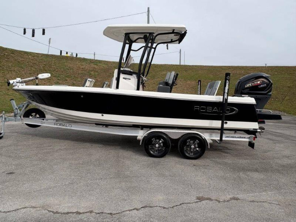 Robalo 226 Cayman