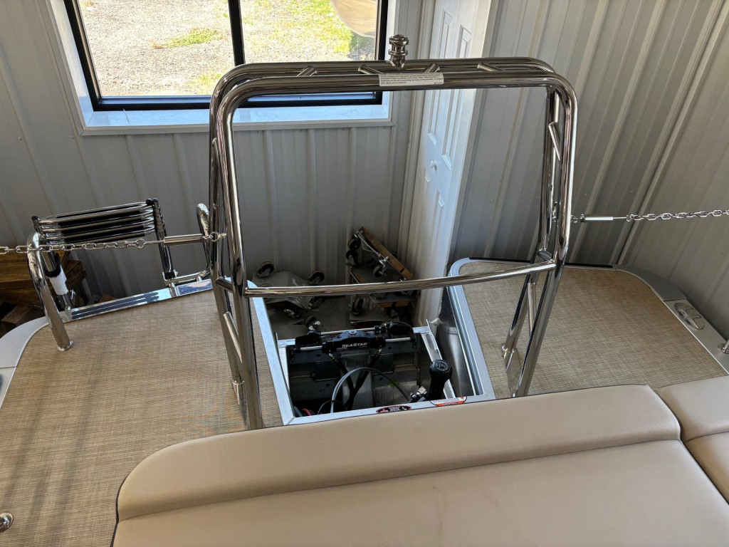 Harris Cruiser 210 Tri