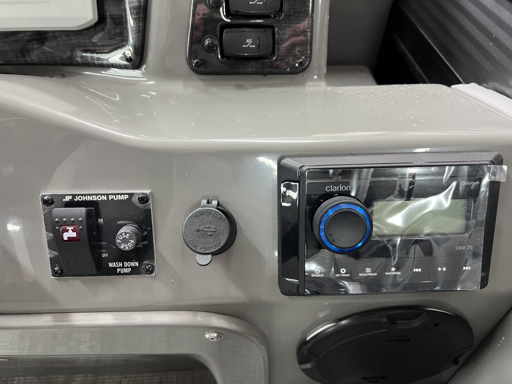 Qwest 820 E RLS LTZ TT2