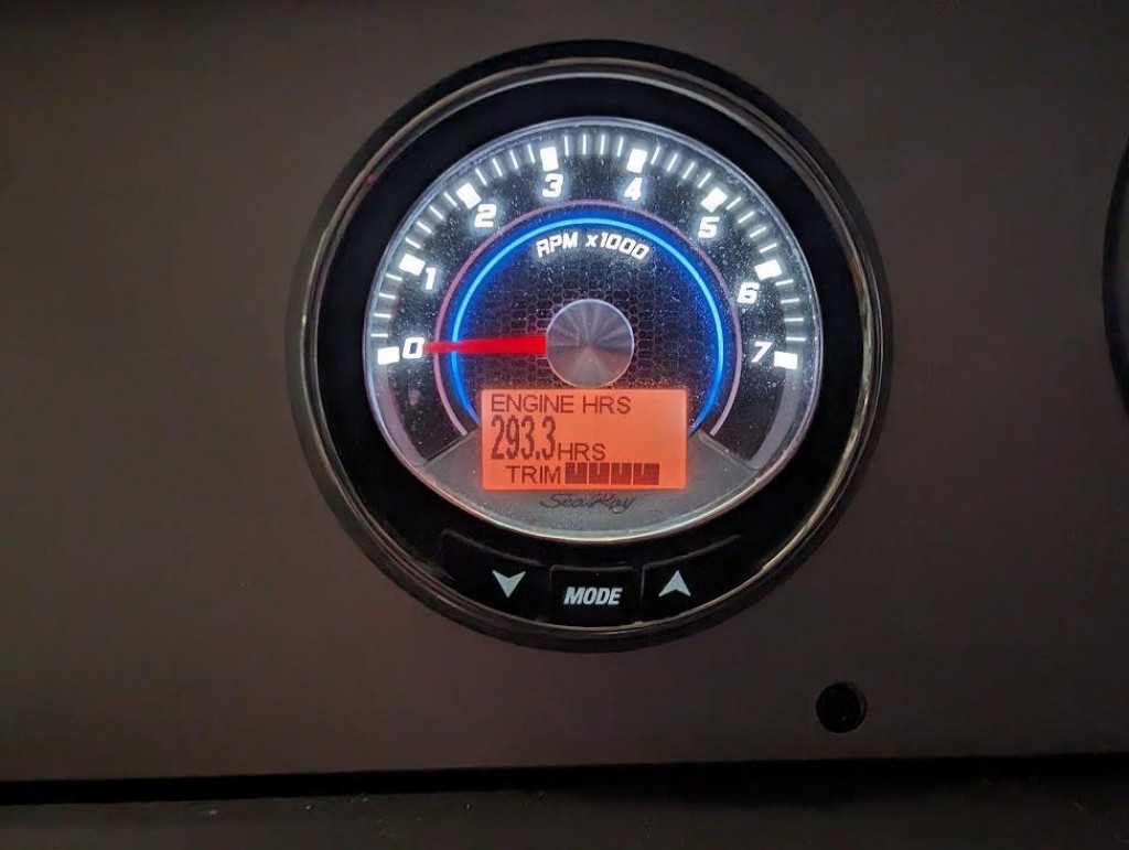 Sea Ray 330 Sundancer