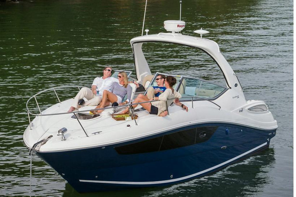 Sea Ray 330 Sundancer