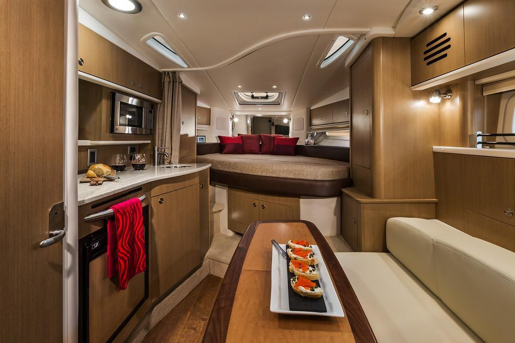 Sea Ray 330 Sundancer