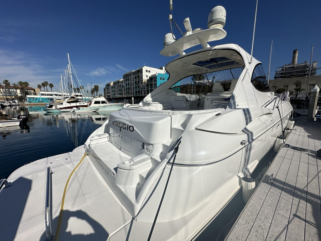 Cruisers 5370 Express