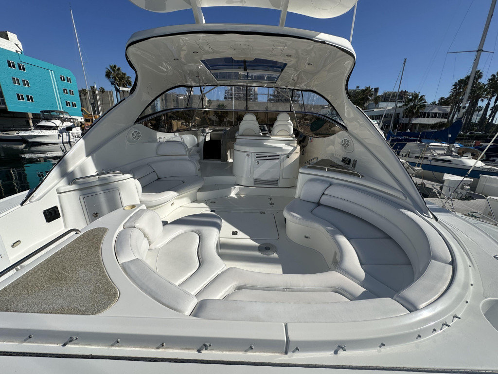 Cruisers 5370 Express