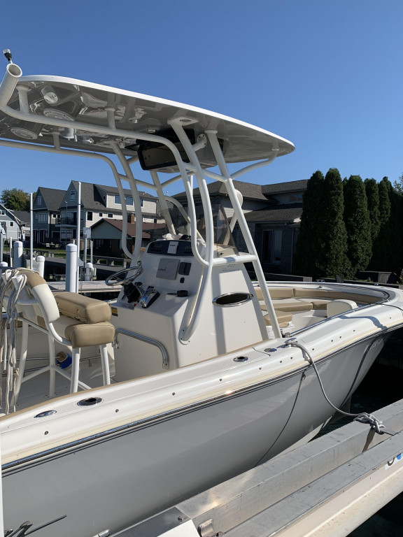 Pioneer 222 ISLANDER