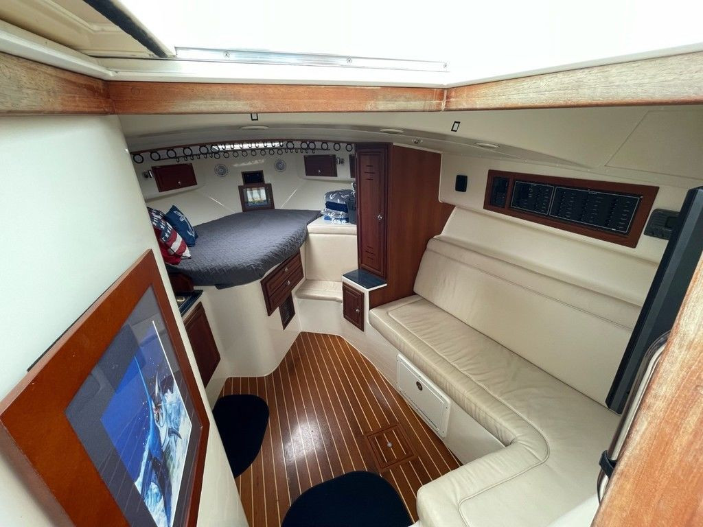 Carolina Classic 35 Express