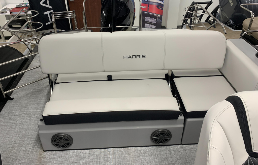 Harris Grand Mariner 230 Tri