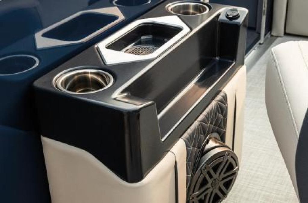 Harris Grand Mariner 230 Tri