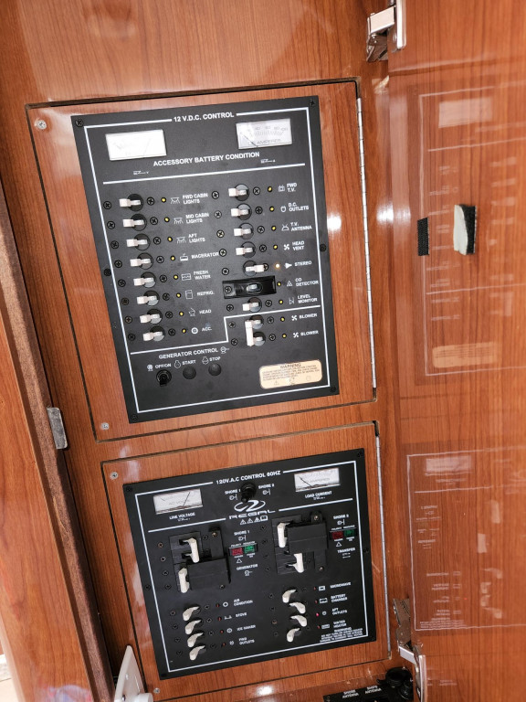 Regal 3360 Window Express