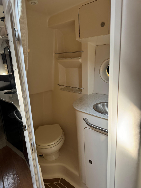 Sea Ray 330 Sundancer