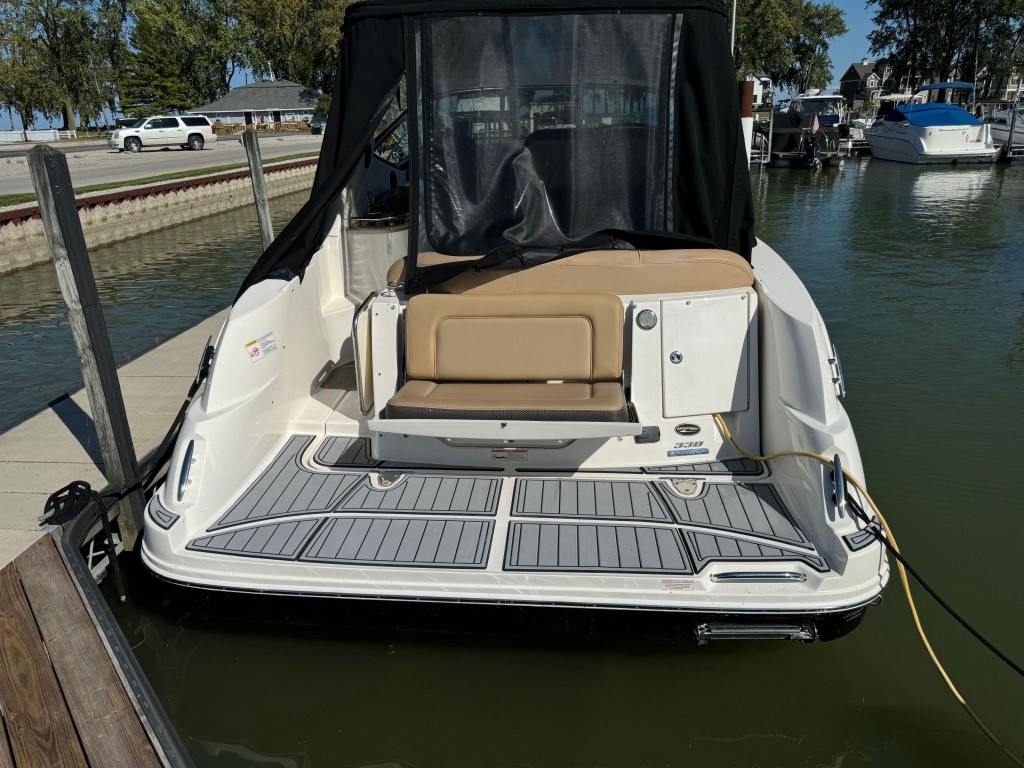 Sea Ray 330 Sundancer