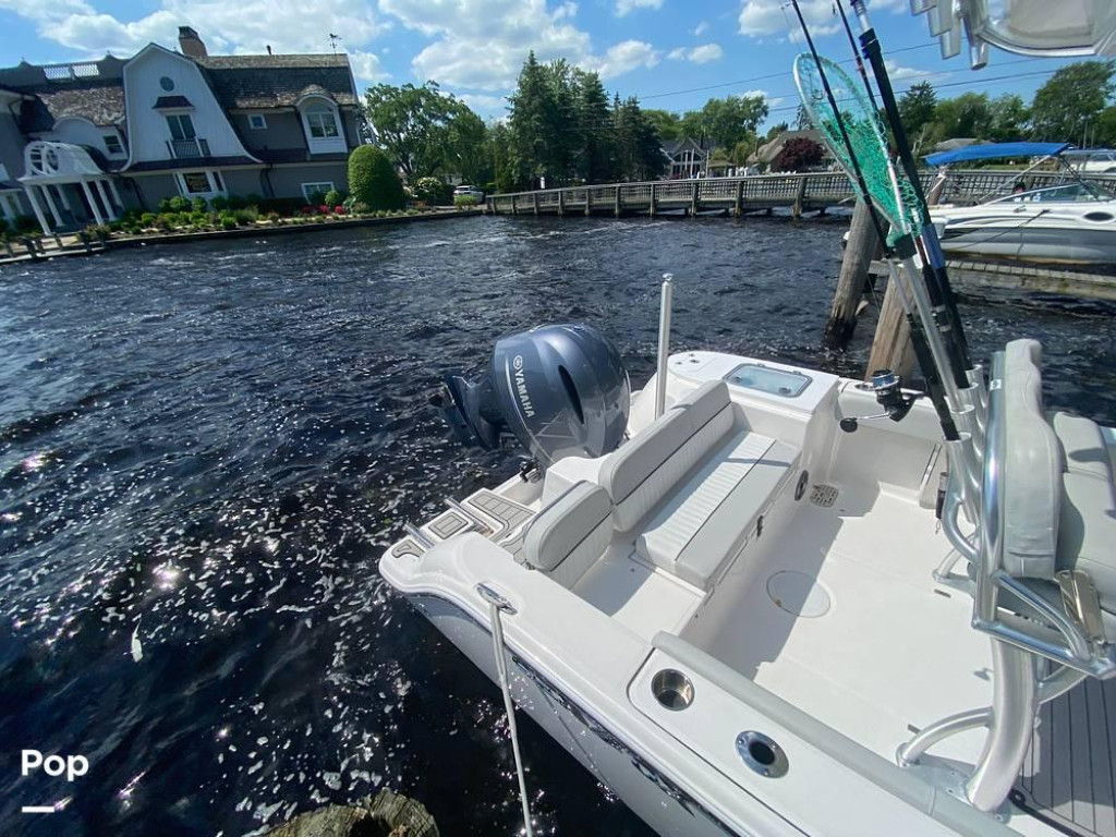 Sea Fox 228 Commander