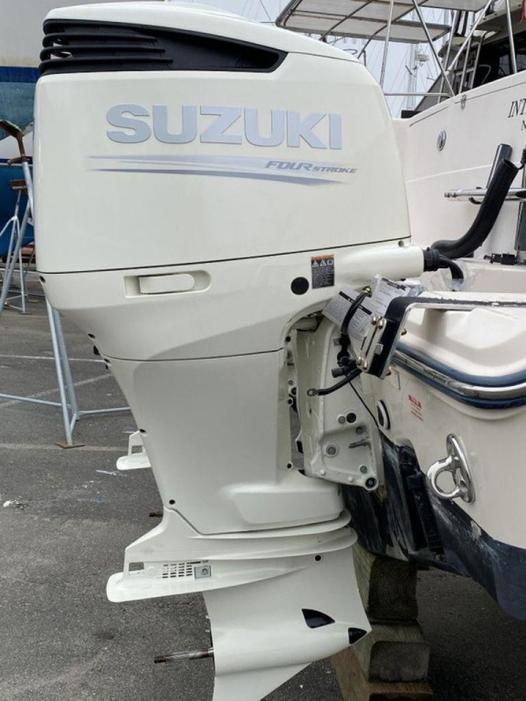 Grady White 330 Express