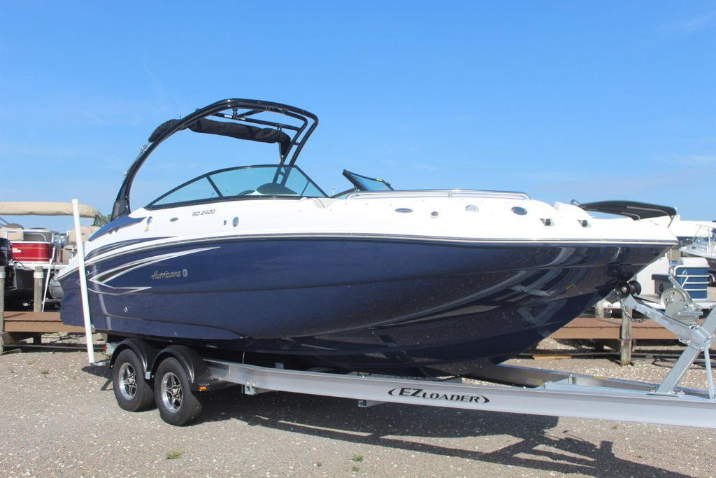 Hurricane SunDeck 2400 OB
