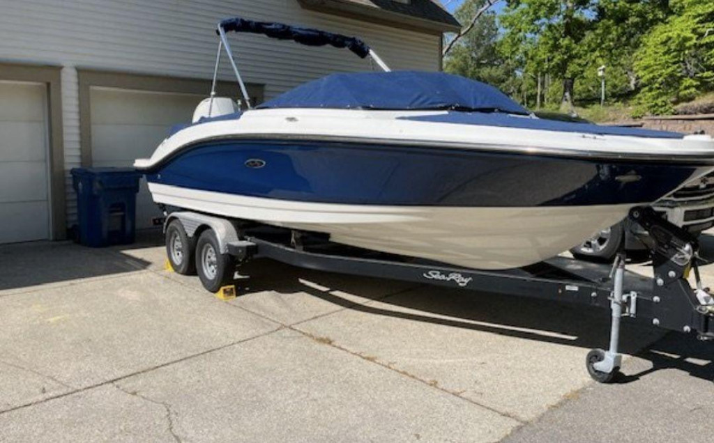 Sea Ray 210SPXO