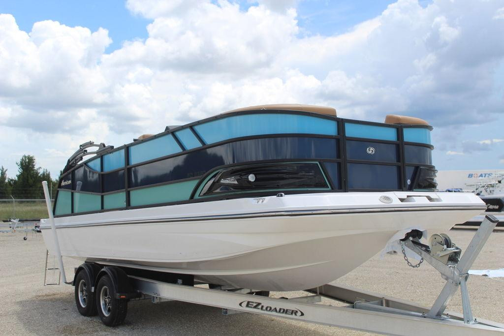 Hurricane FunDeck 2360 REF OB