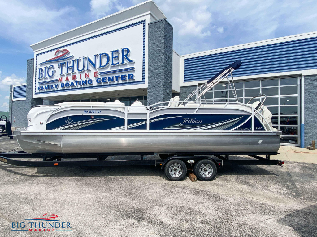 JC Tritoon SportToon 26TT