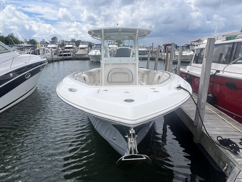 Sailfish 290 Center Console