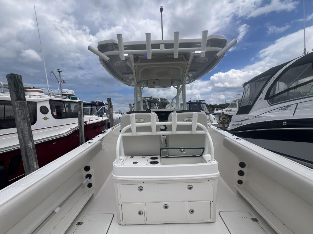 Sailfish 290 Center Console