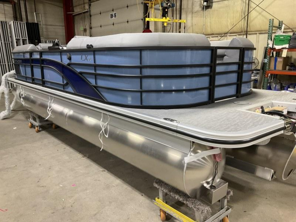 Bennington 23 LXSR Tri