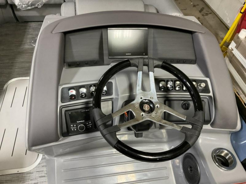 Bennington 23 LXSR Tri