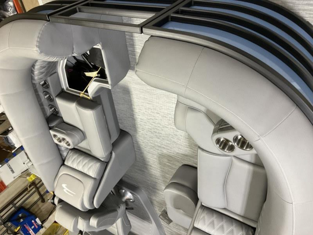 Bennington 23 LXSR Tri