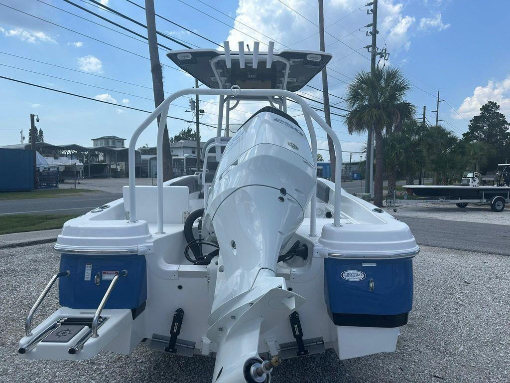 Nautic Star 231 Hybrid