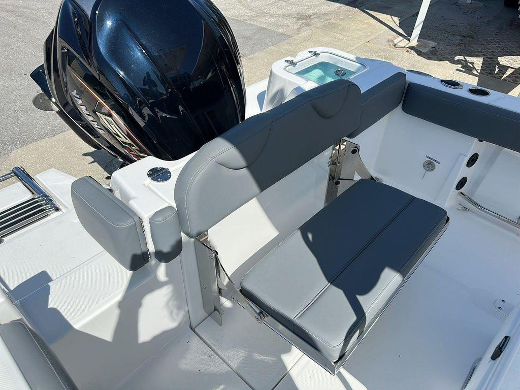 Nautic Star 222 OS OFFSHORE