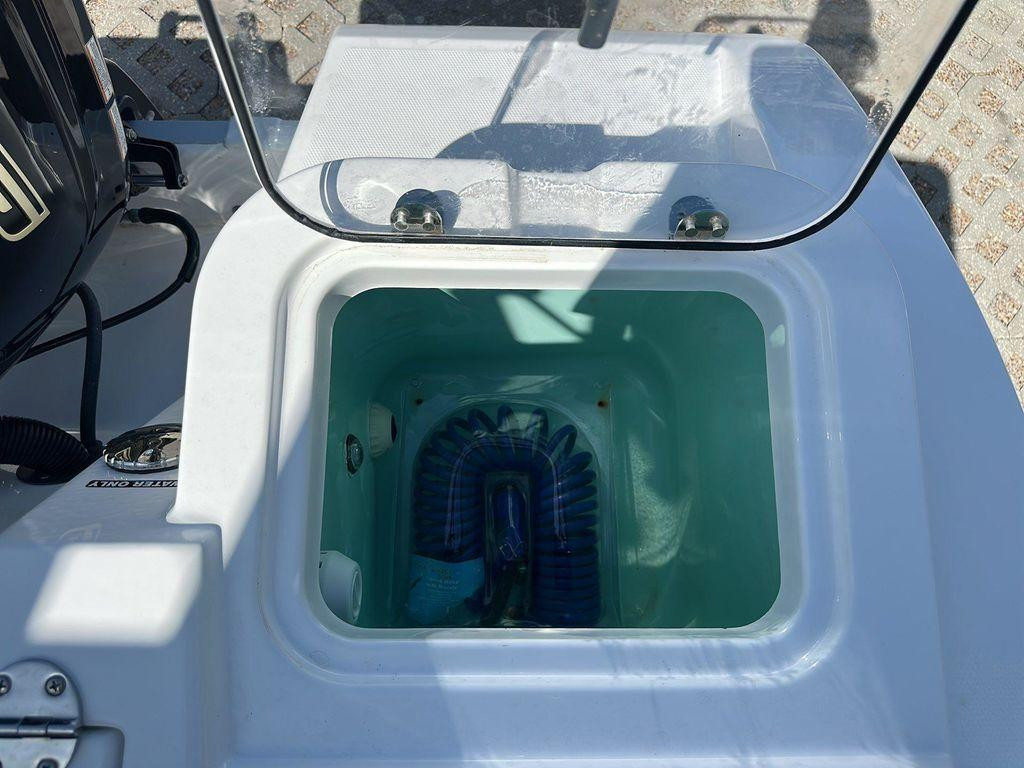 Nautic Star 222 OS OFFSHORE