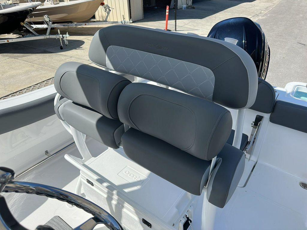 Nautic Star 222 OS OFFSHORE