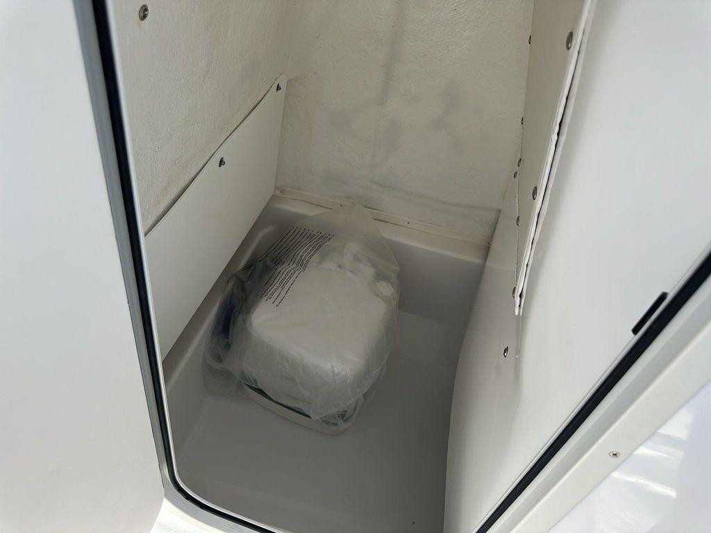 Nautic Star 222 OS OFFSHORE