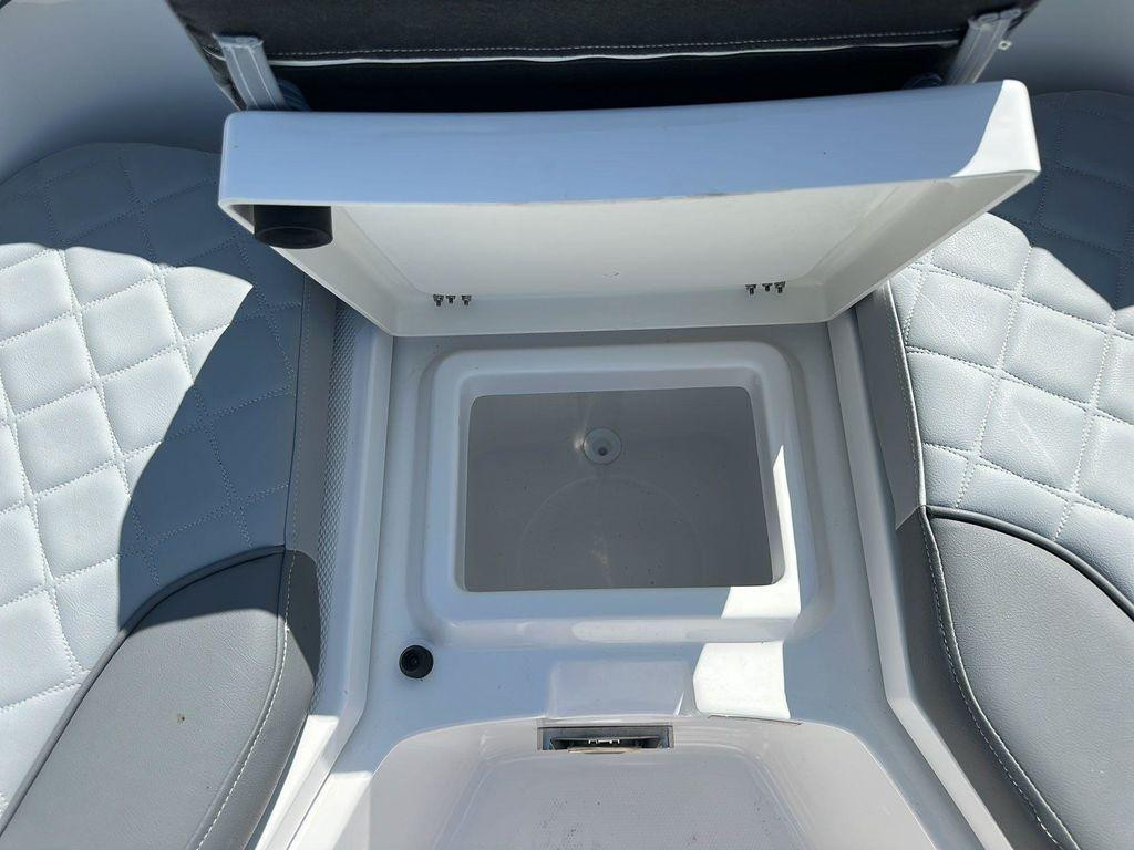 Nautic Star 222 OS OFFSHORE