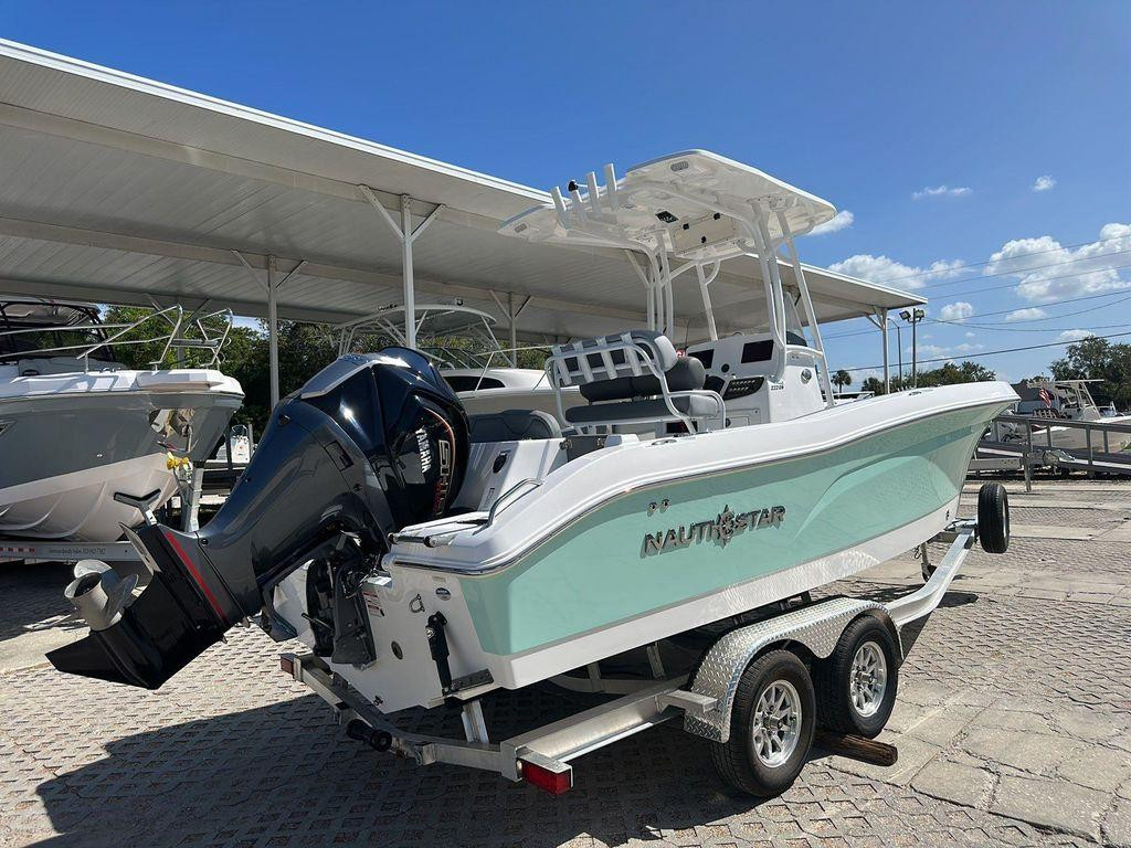 Nautic Star 222 OS OFFSHORE