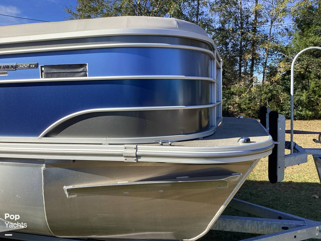 G3 Boats Suncatcher Tritoon Select 322ss