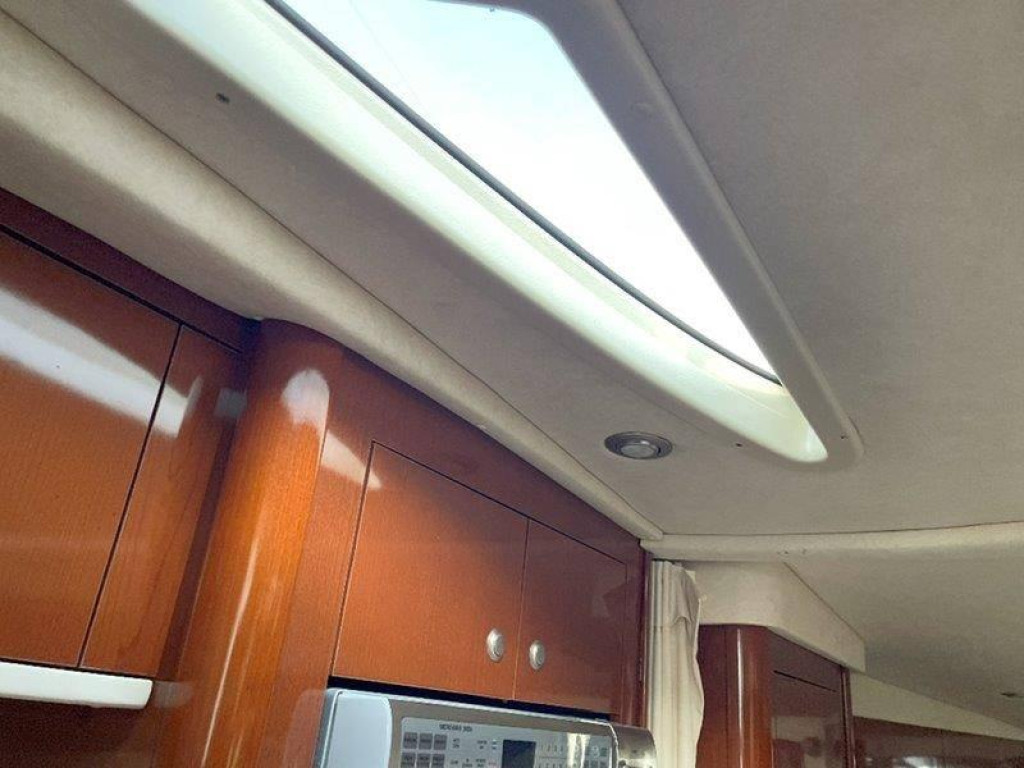 Sea Ray 330 Sun Dancer