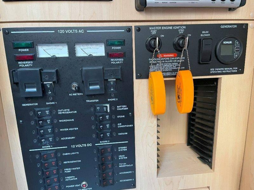 Sea Ray 330 Sun Dancer