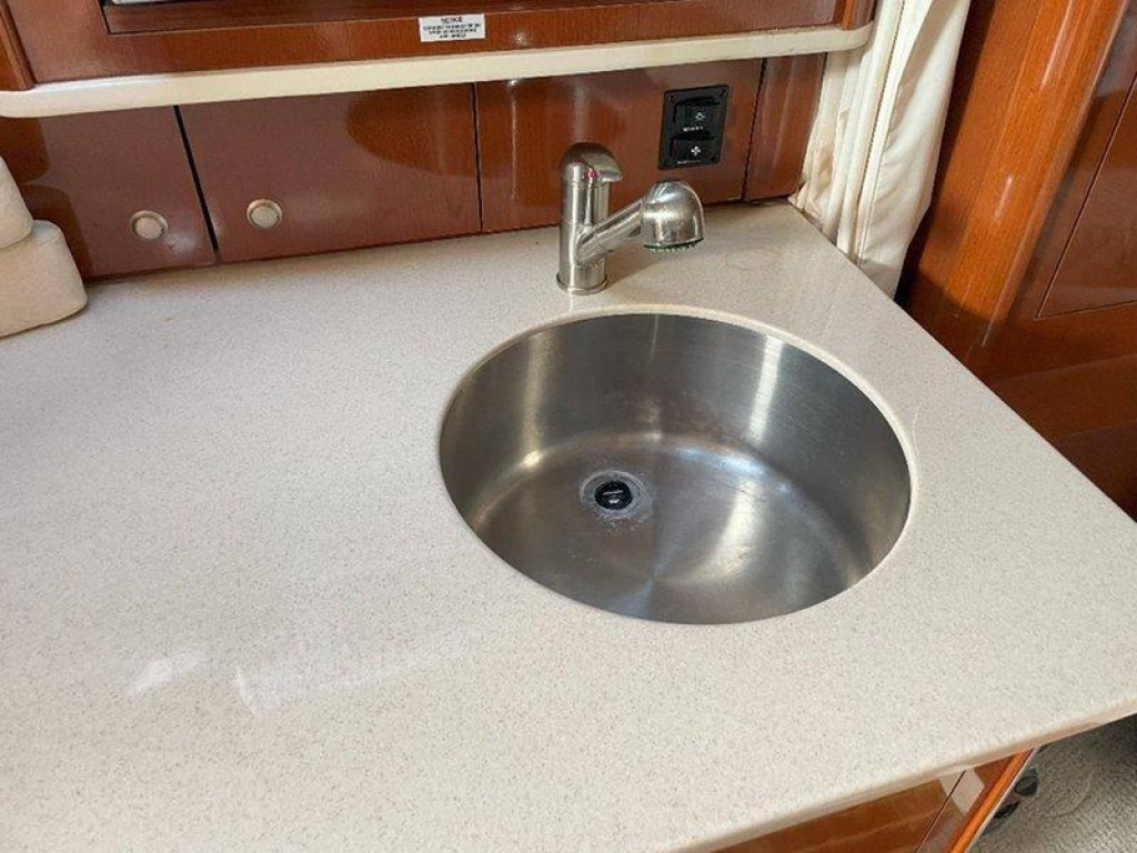 Sea Ray 330 Sun Dancer