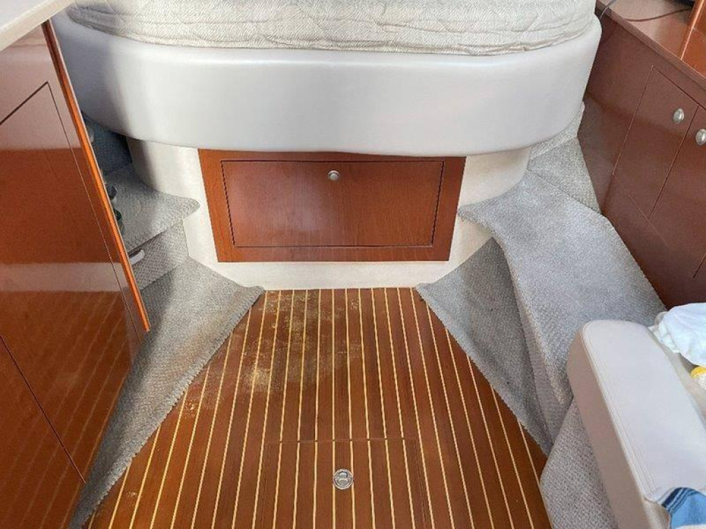 Sea Ray 330 Sun Dancer