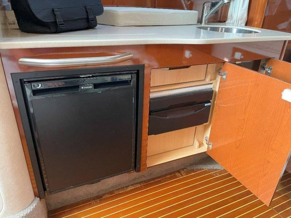 Sea Ray 330 Sun Dancer