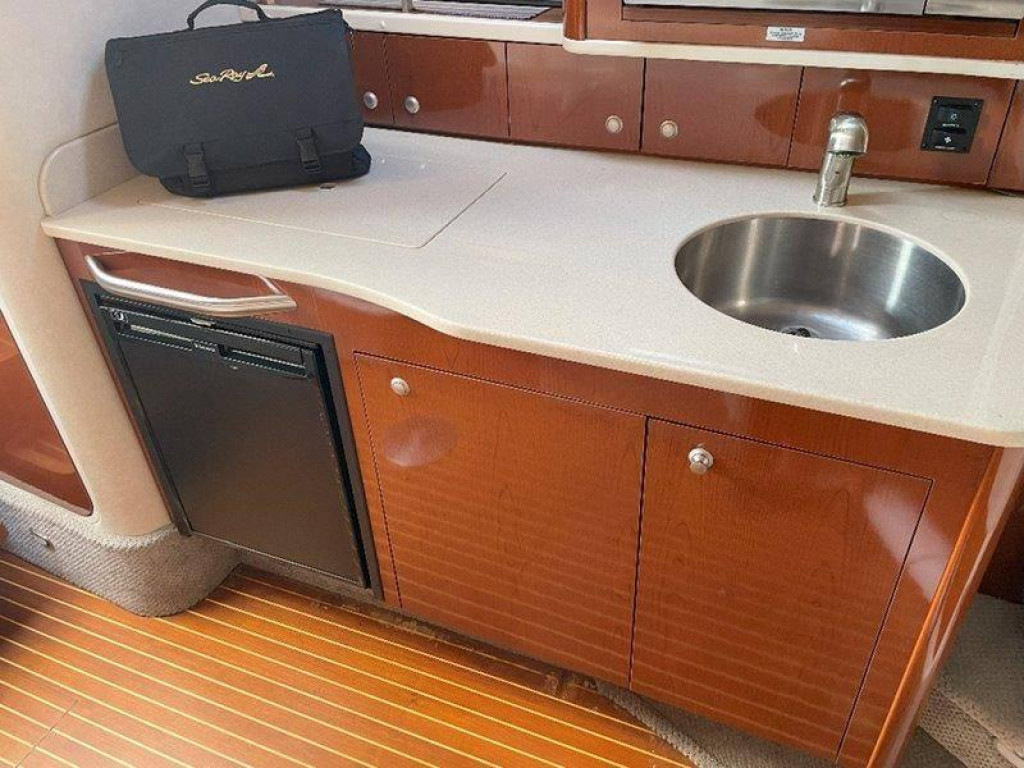 Sea Ray 330 Sun Dancer