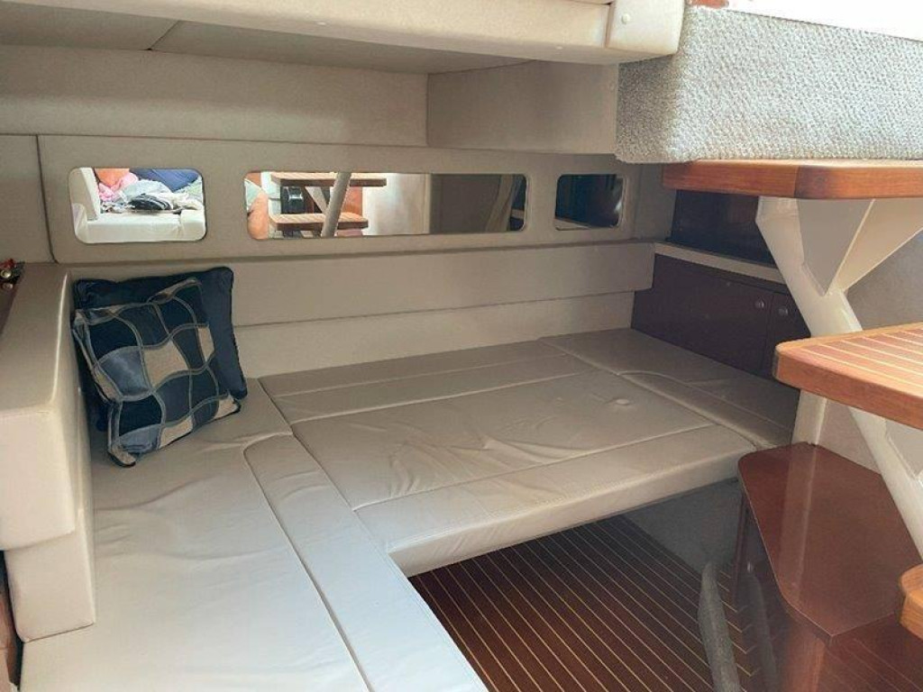 Sea Ray 330 Sun Dancer