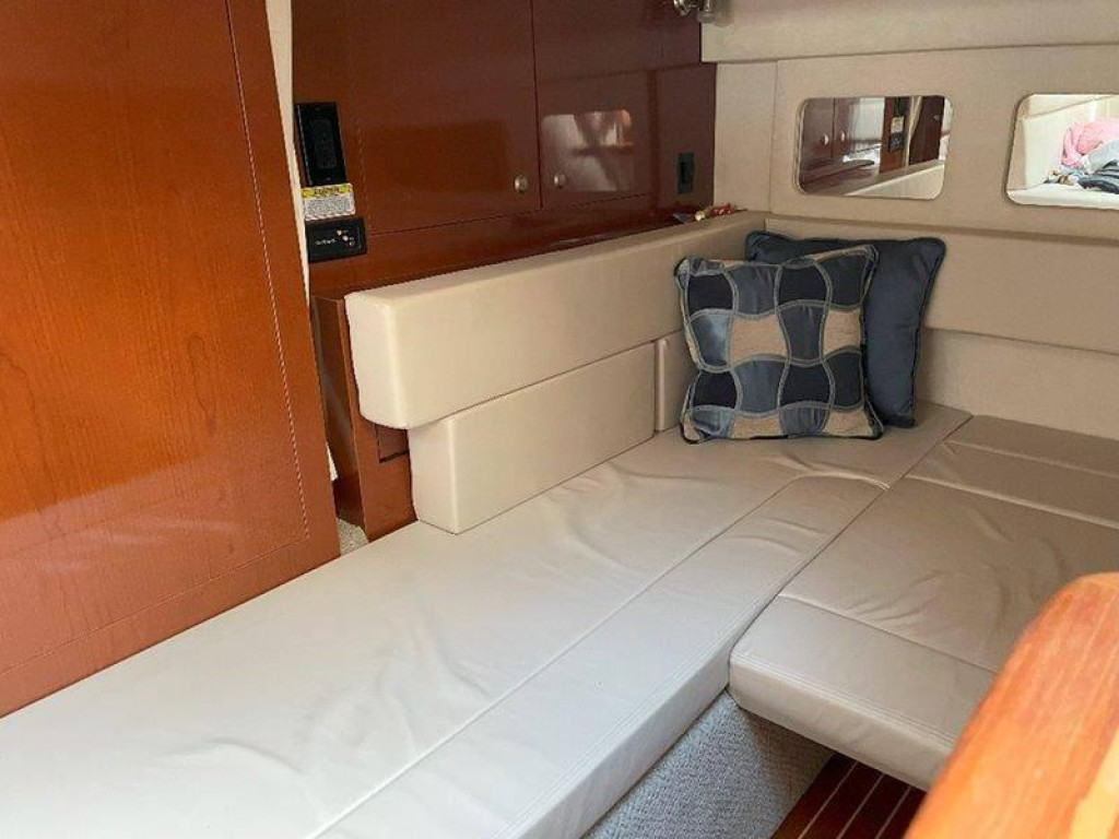 Sea Ray 330 Sun Dancer