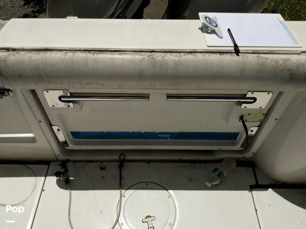 Boston Whaler 240 Outrage