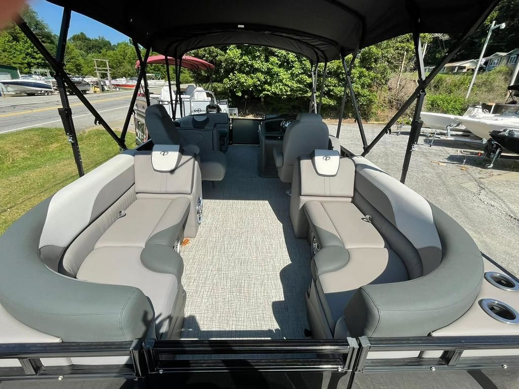 Tahoe LTZ 2485 QL Tritoon