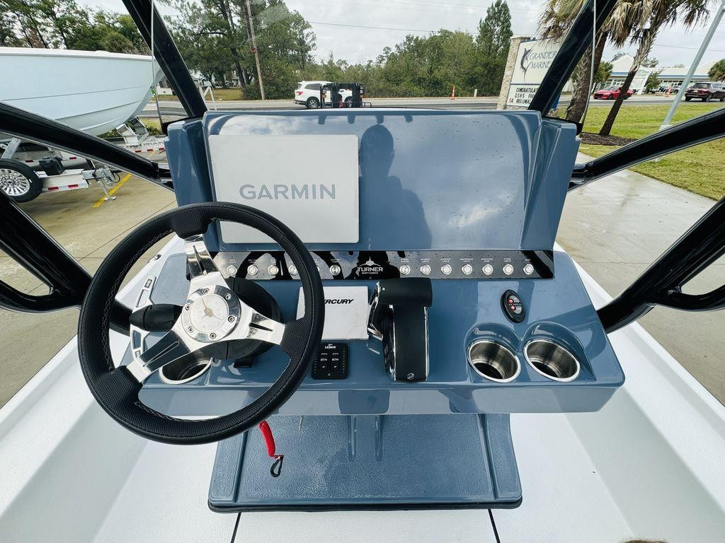 Turner Boat Works 2500 VS