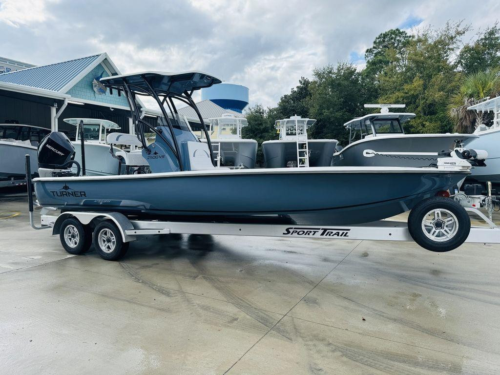 Turner Boat Works 2500 VS