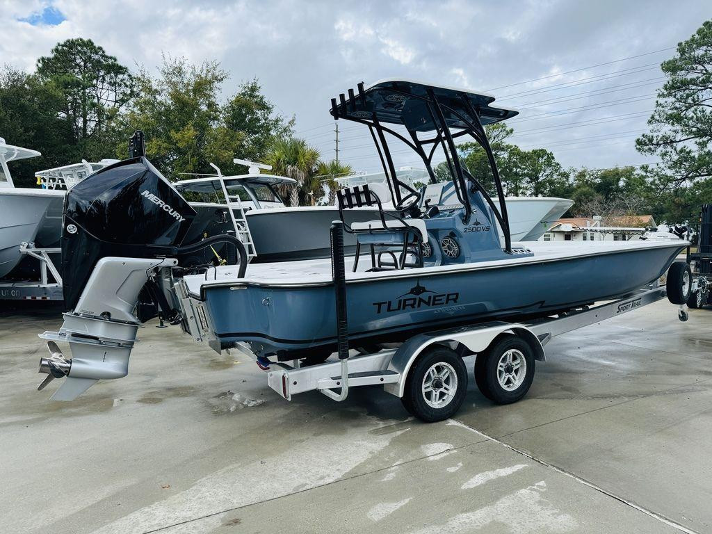 Turner Boat Works 2500 VS