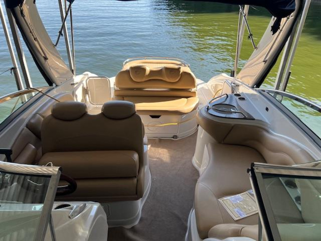 Crownline 325 SS Bowrider