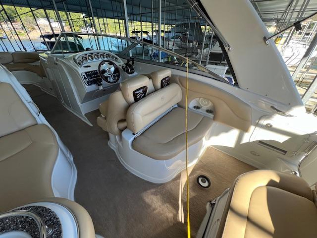 Crownline 325 SS Bowrider